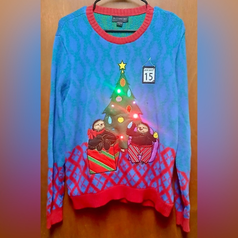 Blizzard Bay Ugly Christmas Sweater Unisex Sz L "Late Sloths" LIGHTS UP PLZ READ
